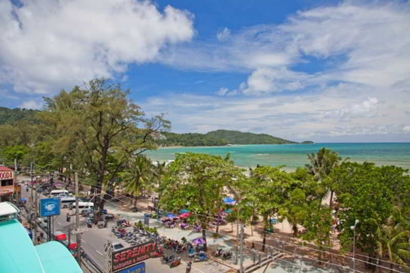 Patong Beach Bed And Breakfast Exterior foto